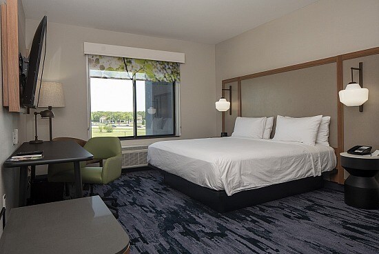 More Photos Of 6557 S Interstate 35 E, Corinth Hotel For Sale