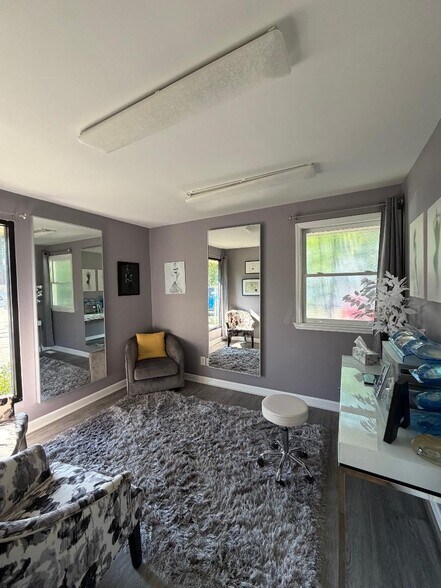 More Photos Of 6733 Falls Of Neuse Rd, Raleigh Medical For Lease