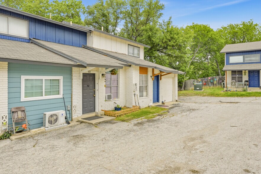 More Photos Of 11803 Alamo Blanco St, San Antonio Apartments For Sale