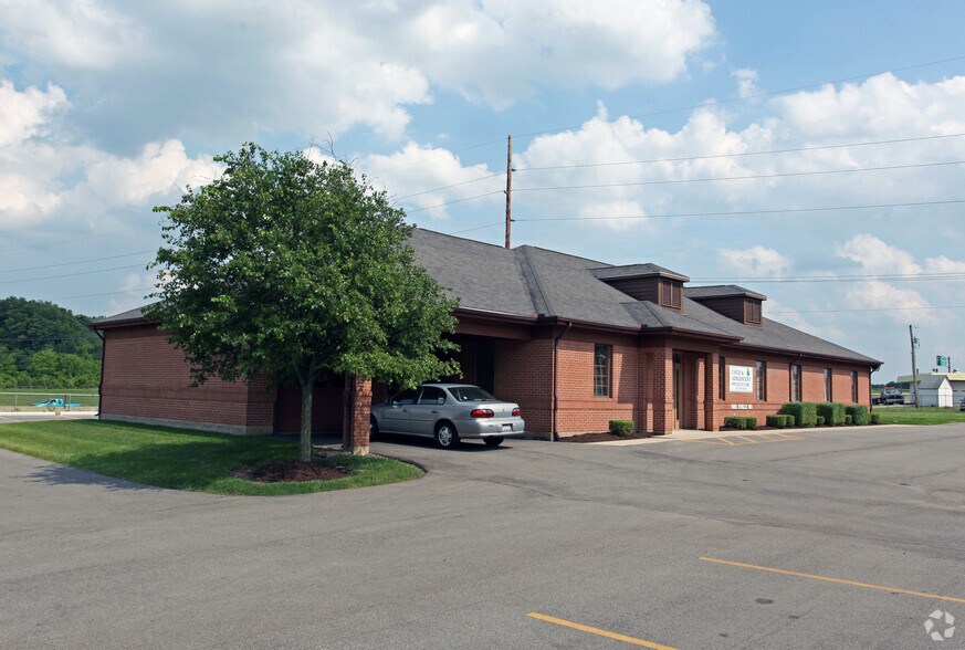 More Photos Of 880 Engle Rd, Vandalia Medical For Lease