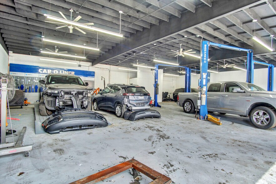 More Photos Of 13329 Sherman Way, North Hollywood Auto Repair For Sale