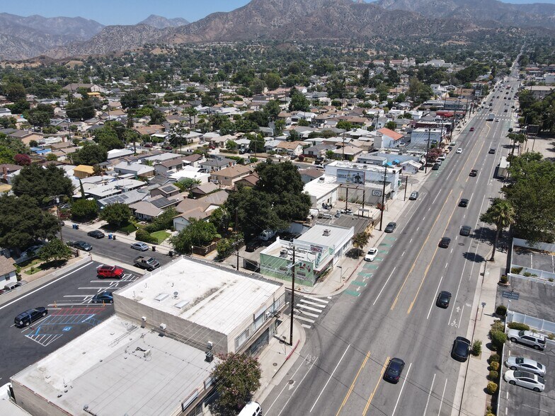 More Photos Of 8109 Foothill Blvd, Sunland Storefront For Sale