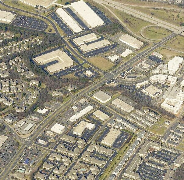 More Photos Of 8910-8920 S Tryon St, Charlotte Storefront Retail Office For Lease