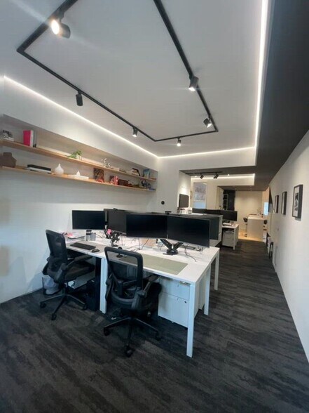 More Photos Of 709 D St SE, Washington Storefront For Lease