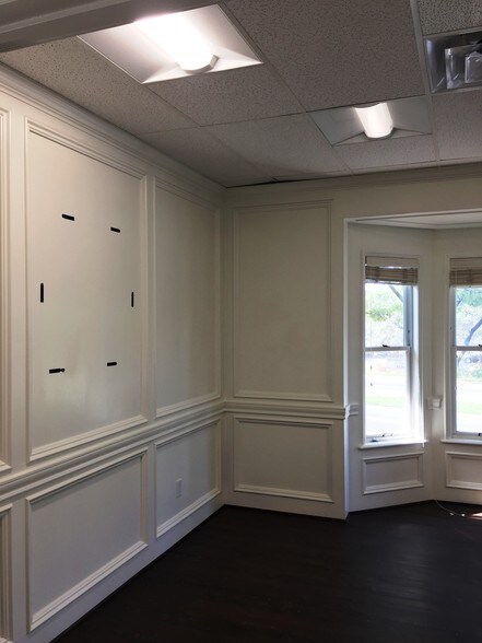 More Photos Of 4130 Spicewood Springs Rd, Austin Loft Creative Space For Lease