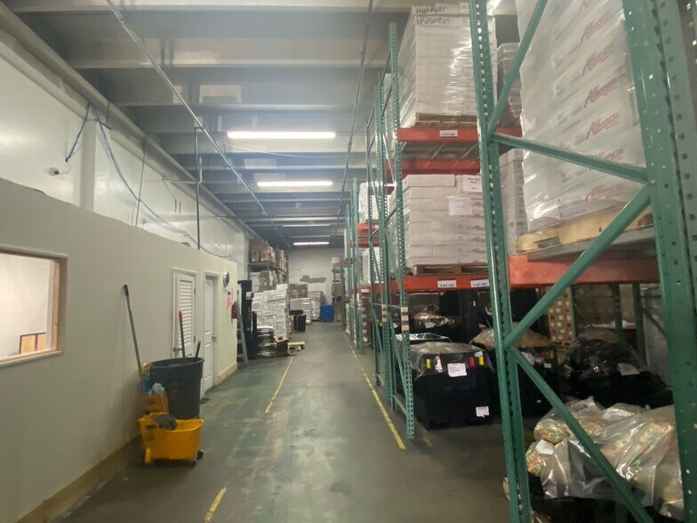 More Photos Of 4093 N 28th Way, Hollywood Warehouse For Lease