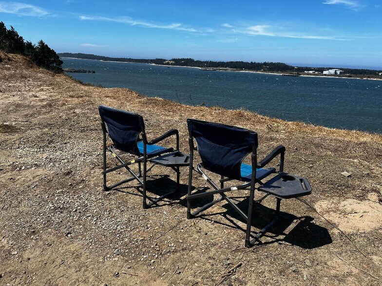 More Photos Of 516 Taylor Ave, Coos Bay Land For Sale