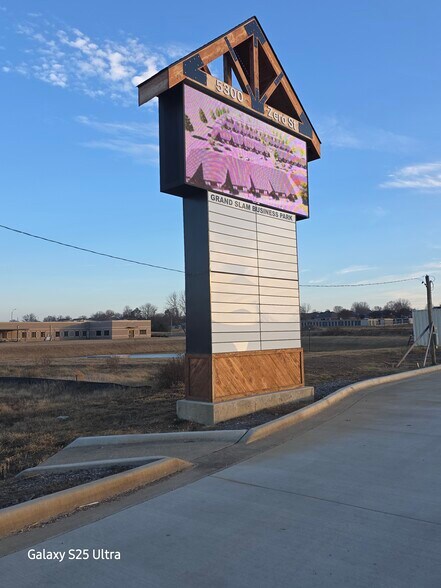 More Photos Of 5300 S Zero St, Fort Smith Storefront Retail Office For Sale