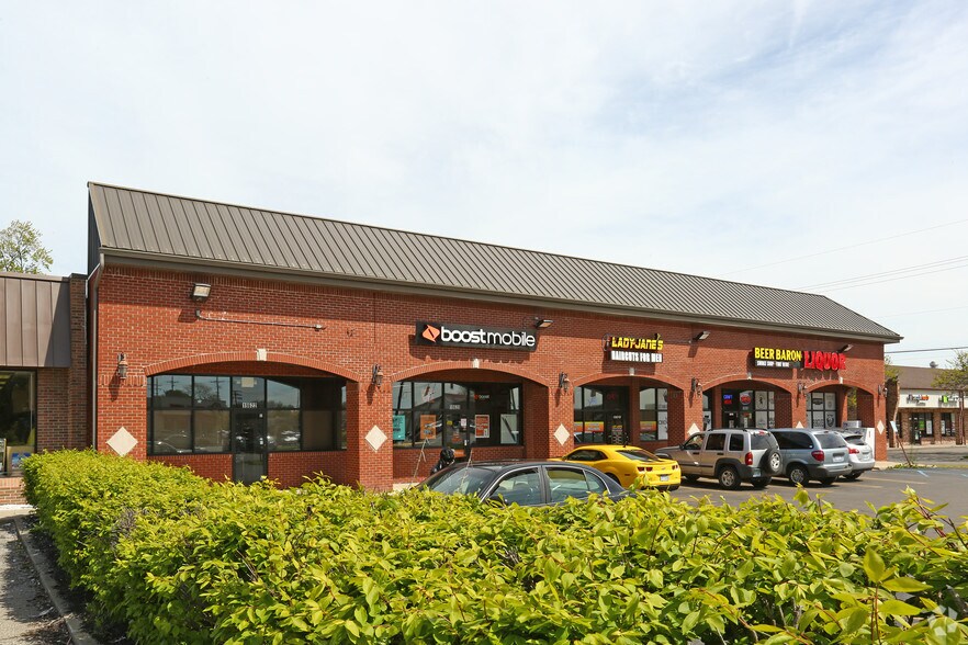 More Photos Of 19610-19622 Middlebelt Rd, Livonia Unknown For Lease