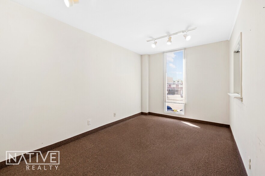 More Photos Of 2817 E Oakland Park Blvd, Fort Lauderdale Office For Sale