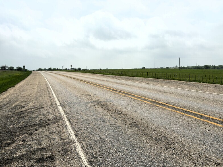 More Photos Of 255 TX-7, Eddy Land For Sale