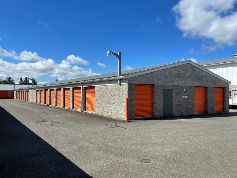 More Photos Of , Abbotsford Specialty For Sale