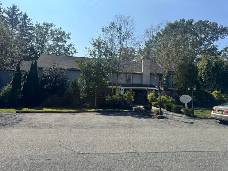 Primary Photo Of 11 Moquis Trl, Jefferson Multifamily For Sale