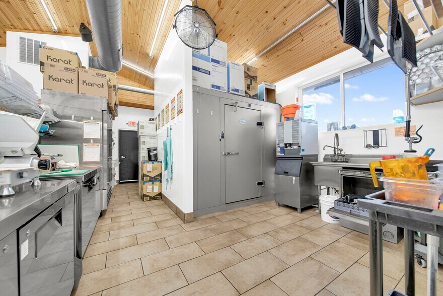 More Photos Of 1205 Badger Ave, Fort Morgan General Retail For Sale