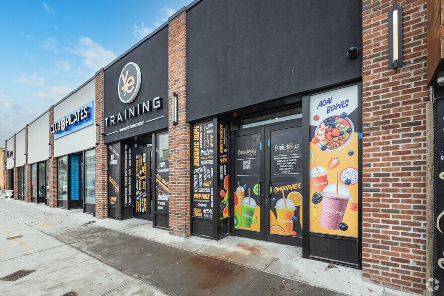 More Photos Of 179-24-179-28 Union Tpke, Fresh Meadows Storefront For Lease