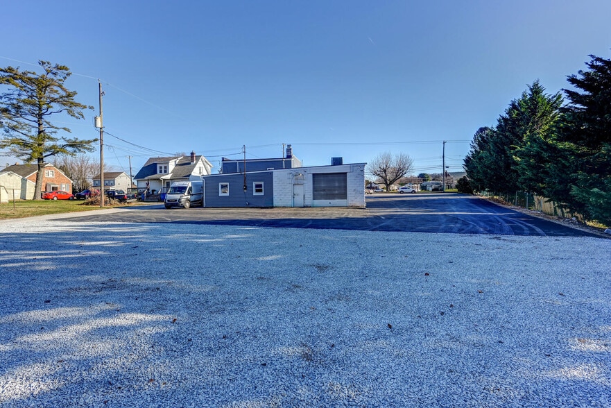 More Photos Of 1482 Seven Valleys Rd, York Flex For Sale