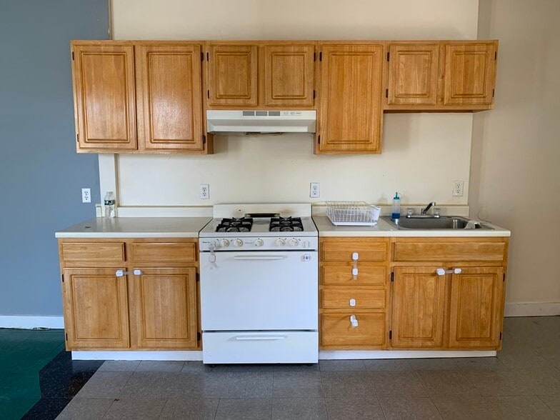 More Photos Of 252-254 Magnolia St, Dorchester Apartments For Sale