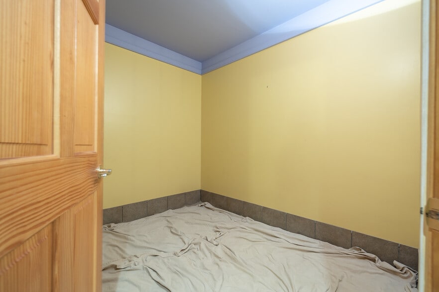 More Photos Of 603 N River St, Hot Springs Hotel For Lease