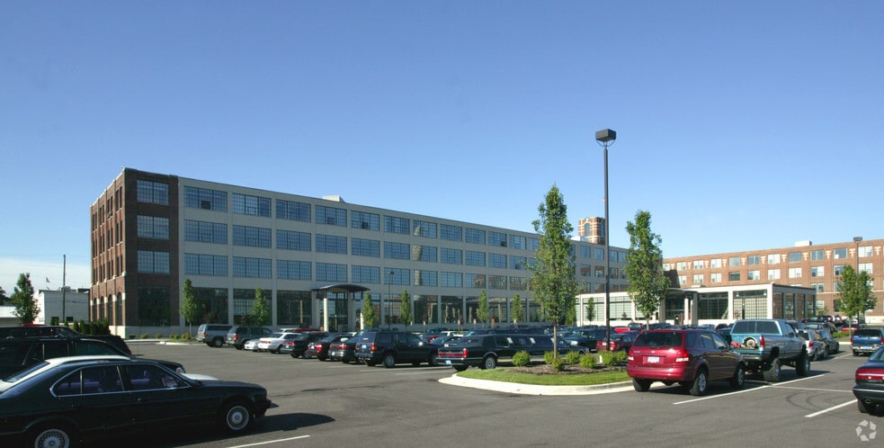 Primary Photo Of 801 Broadway Ave NW, Grand Rapids Office For Lease