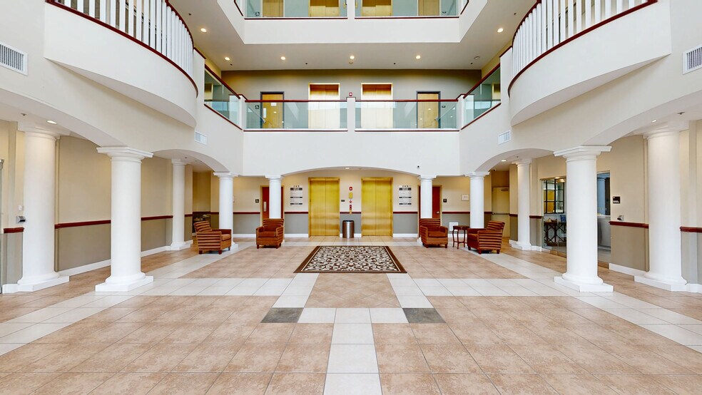 More Photos Of 265 Exchange Dr, Crystal Lake Office For Sale