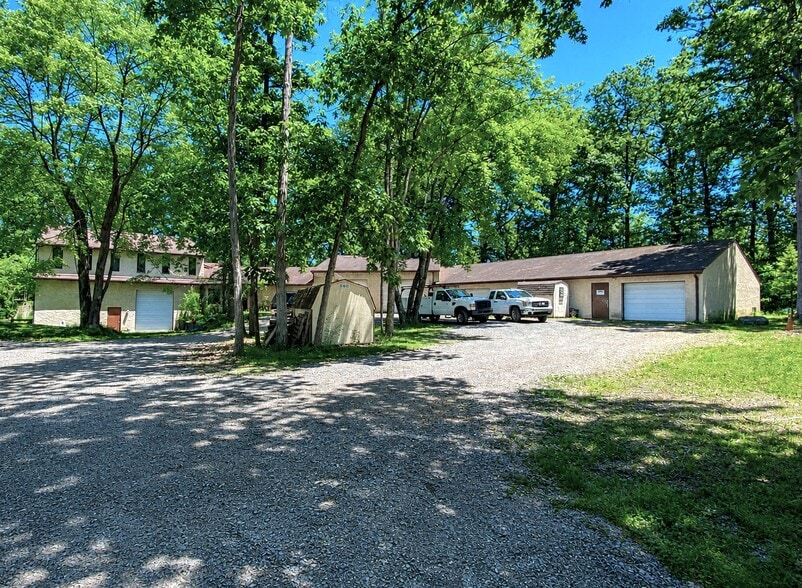 More Photos Of 114 Airport Rd, Pottstown Flex For Sale