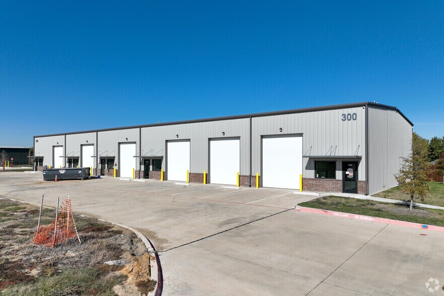 Primary Photo Of 15118 King Rd, Frisco Warehouse For Lease