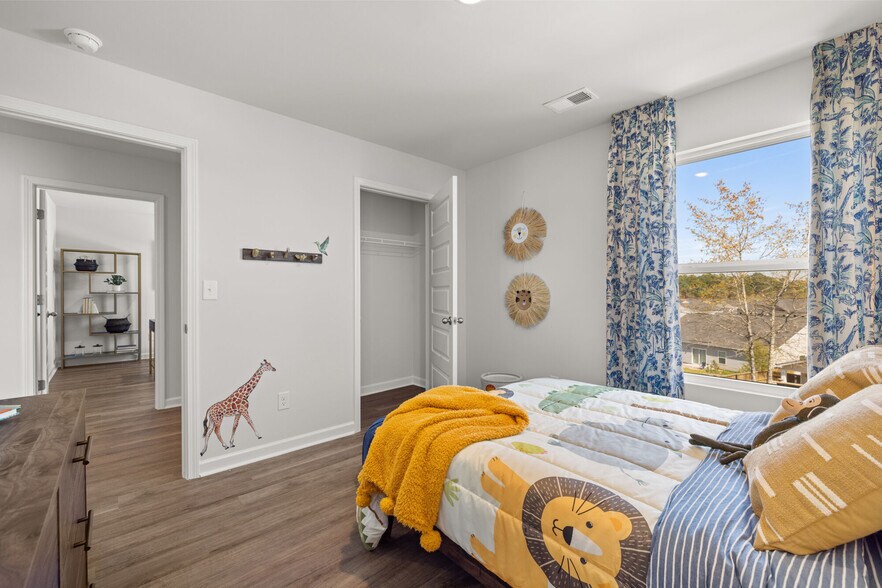 More Photos Of 507 Satinwood Cir, Graniteville Apartments For Sale