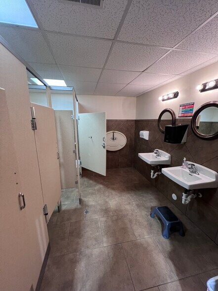 More Photos Of 9393 Old Highway 54, New Bloomfield Daycare Center For Sale