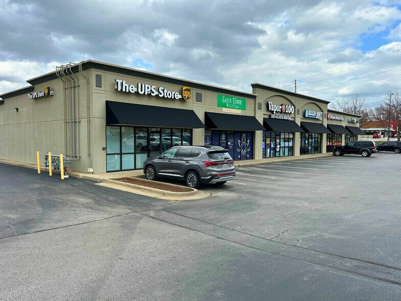More Photos Of 1315-1325 W Sunshine St, Springfield Storefront For Lease