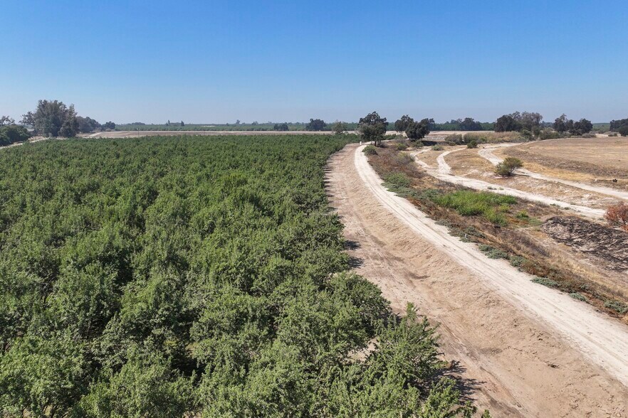 More Photos Of 3603 9 1/2 Avenue, Hanford Land For Sale