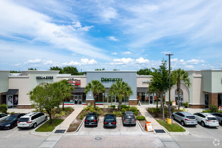 More Photos Of 401-457 S Avalon Park Blvd, Orlando Unknown For Lease