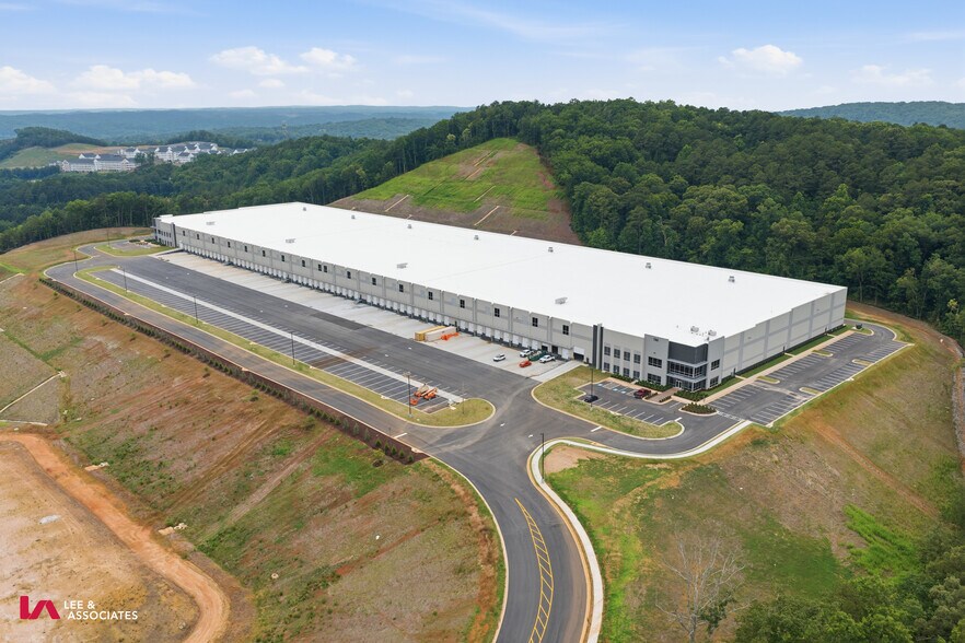 Primary Photo Of 780 Lakepoint Pky SE, Cartersville Warehouse For Lease