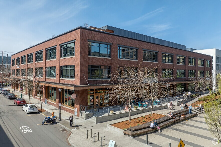 More Photos Of 2175 NW Raleigh St, Portland Coworking Space