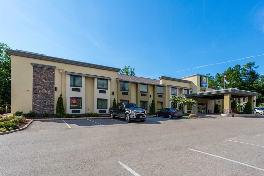 More Photos Of 1532 McCullough Blvd, Tupelo Hotel For Sale