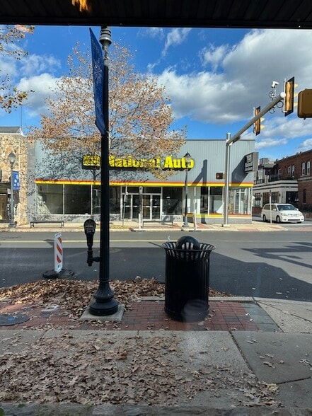More Photos Of 401 W Main St, Lansdale Storefront For Sale