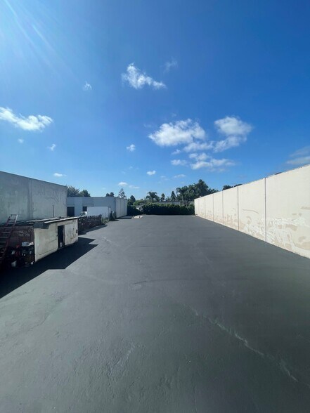 More Photos Of 2211 Old Middlefield Way, Mountain View Land For Lease