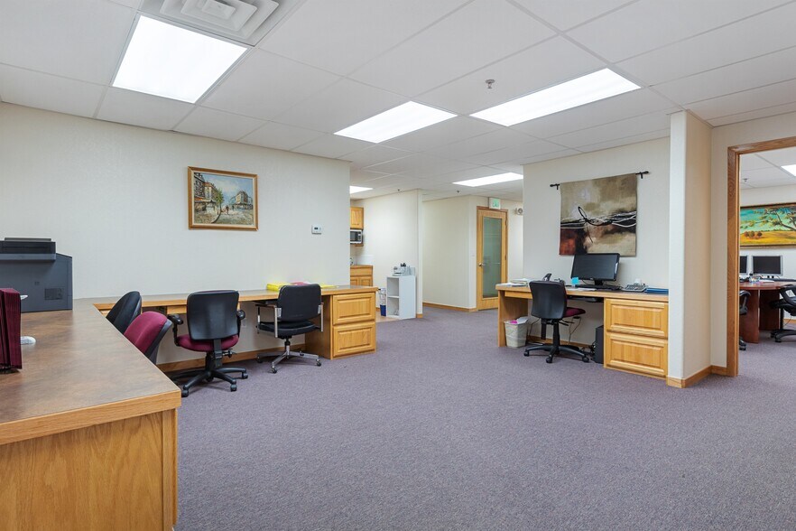 More Photos Of 1714 Duchess Dr, Longmont Office For Lease
