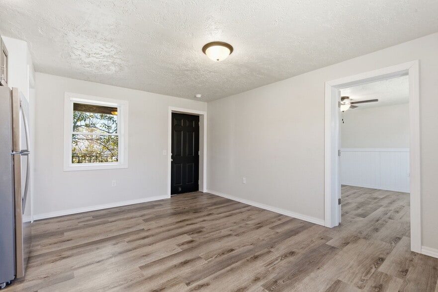 More Photos Of 301 Mount Vernon Blvd, Mount Vernon Apartments For Sale