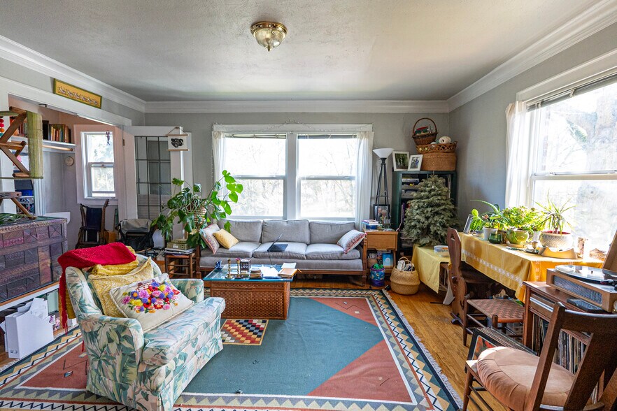 More Photos Of , Tacoma Multifamily For Sale