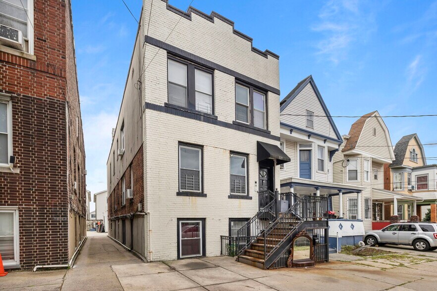 Primary Photo Of 327 Danforth Ave, Jersey City Multifamily For Sale