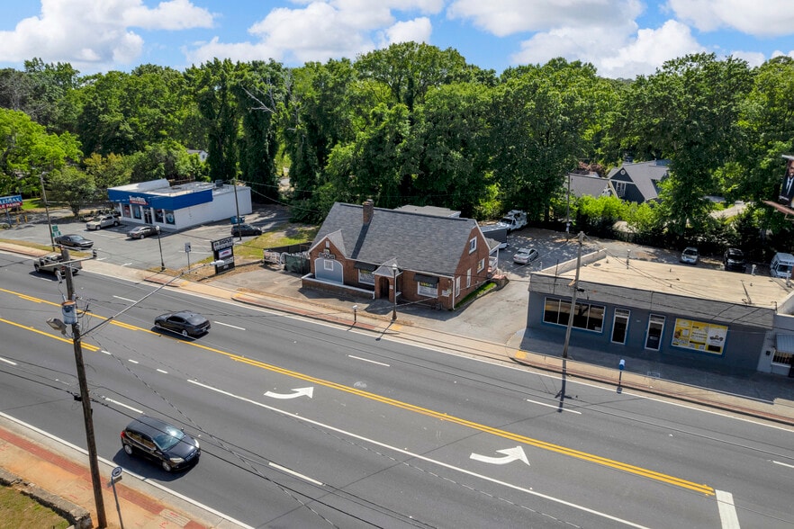 More Photos Of 2915 Alston Dr, Atlanta Freestanding For Sale