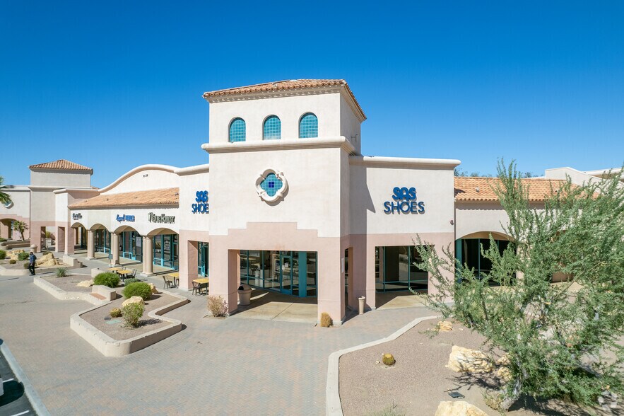 More Photos Of 72240 Highway 111, Palm Desert Unknown For Lease