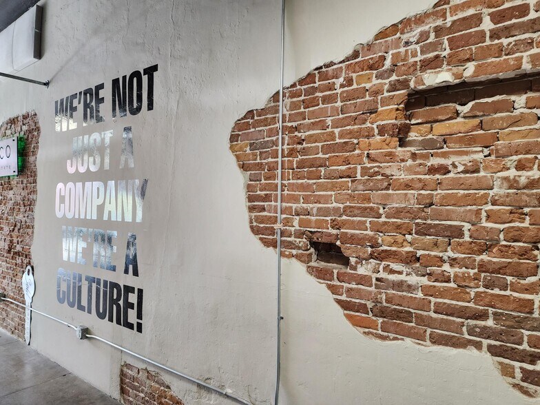 More Photos Of 105-115 S Evers St, Plant City Storefront For Lease