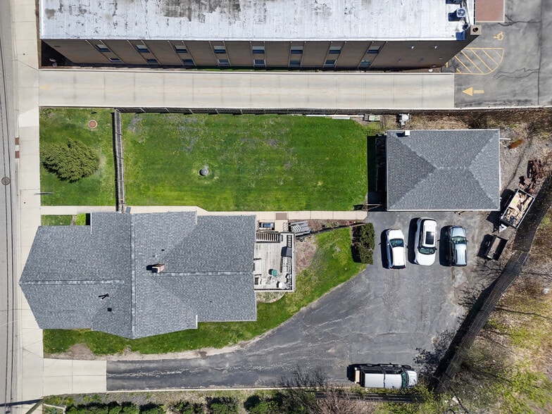 More Photos Of 111 E Palatine Rd, Palatine Multifamily For Sale