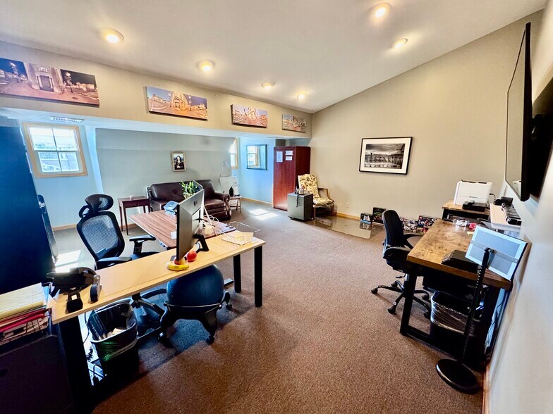 More Photos Of 10134 Colvin Run Rd, Great Falls Medical For Lease