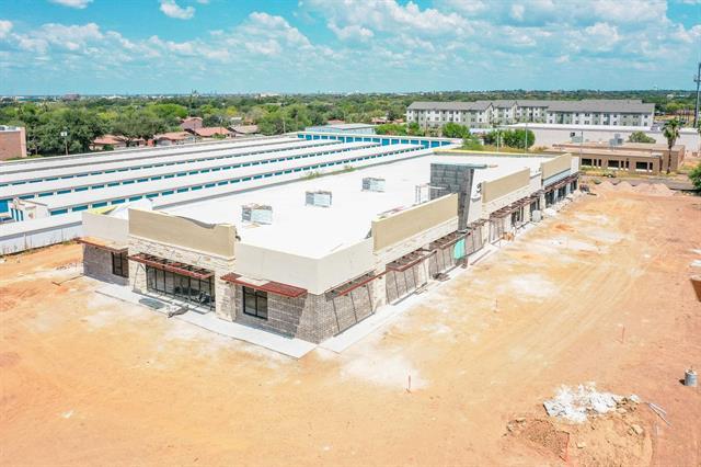 More Photos Of 1016 Calton Rd, Laredo Storefront For Lease