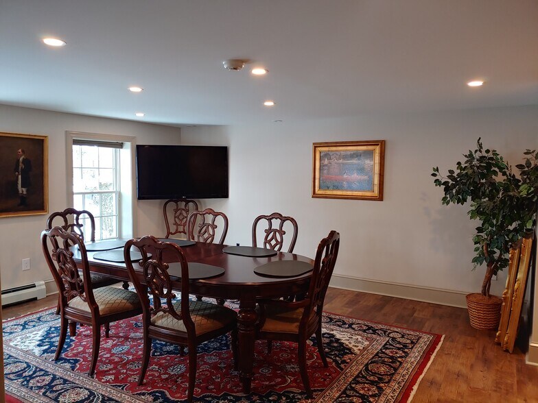 More Photos Of 68 E Court St, Doylestown Office For Sale