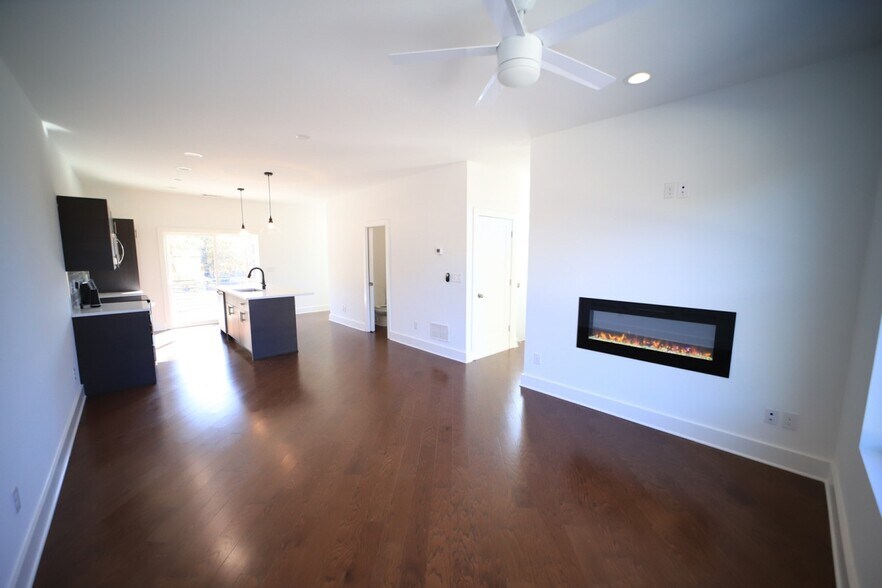 More Photos Of 2488 Perry Blvd NW, Atlanta Apartments For Sale