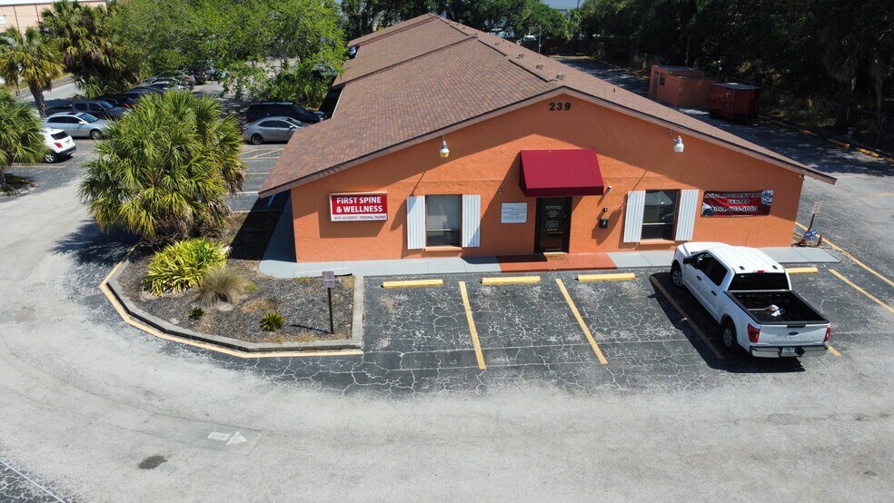 More Photos Of 239 US Hwy 301 E, Bradenton Office For Sale