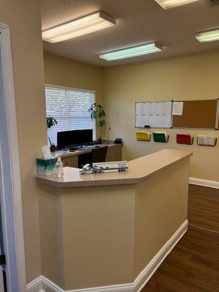 More Photos Of 1555 Kingsley Ave, Orange Park Medical For Sale